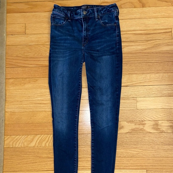 Abercrombie & Fitch Denim - Abercrombie and Fitch high waisted skinny jeans